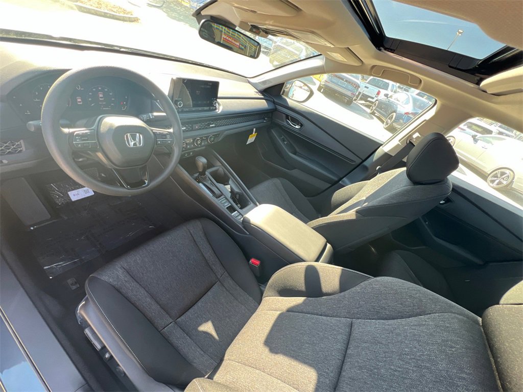 New 2025 Honda Accord SE image 11
