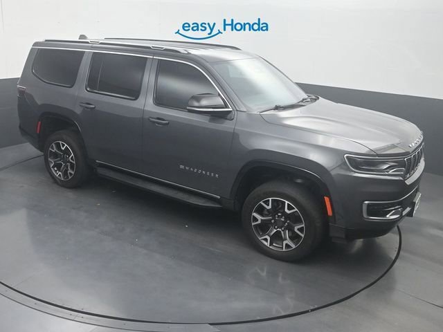 Used 2023 Jeep Wagoneer Series III w/ Preferred Equipment Group AWD/4WD image 18