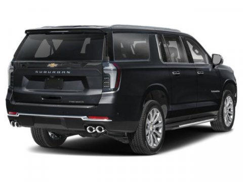 Used 2025 Chevrolet Suburban Premier image 2