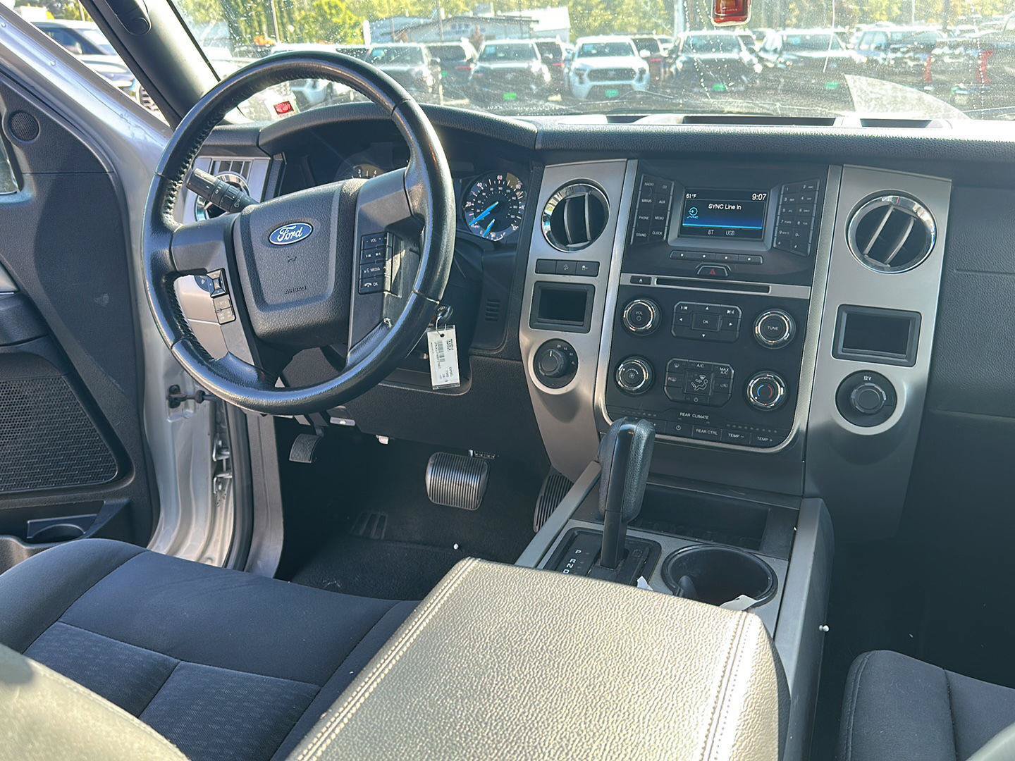 Used 2016 Ford Expedition EL XLT AWD/4WD image 11