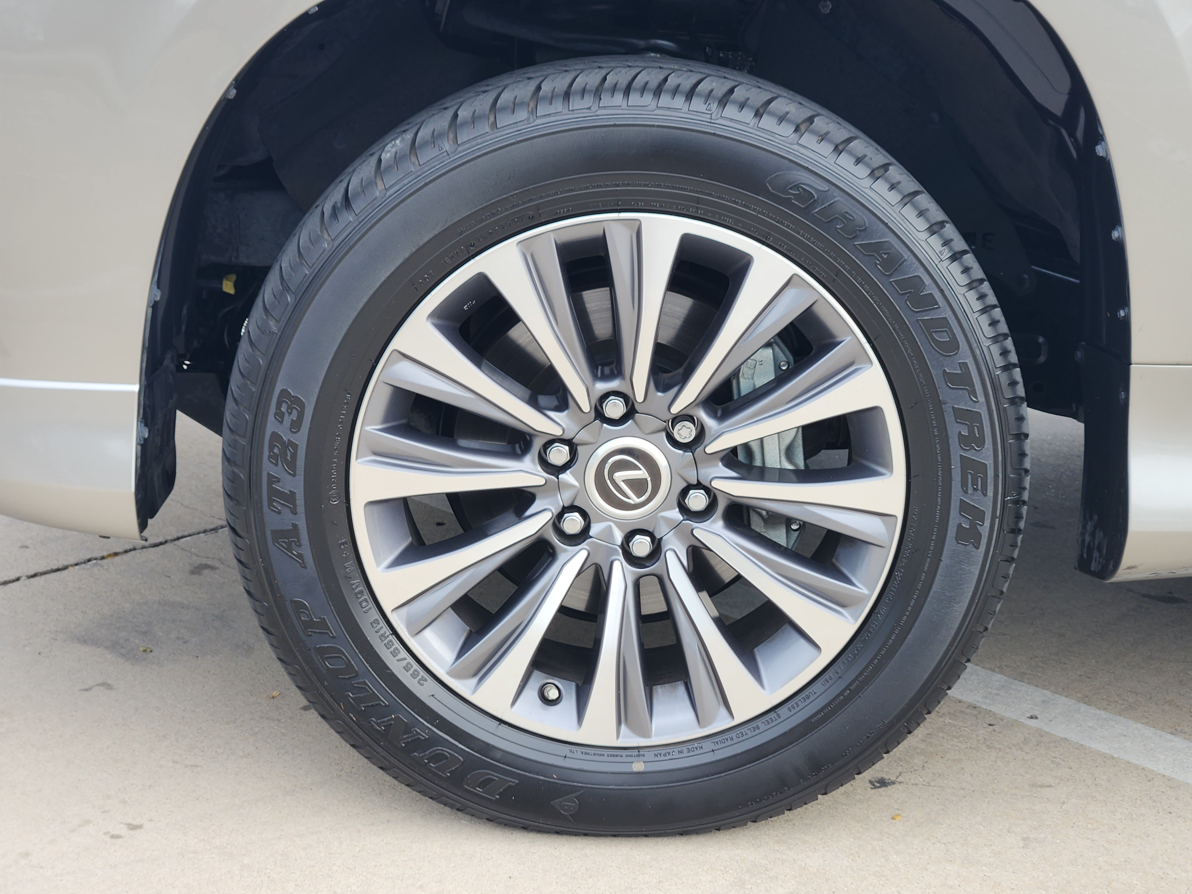 Used 2023 Lexus GX 460 Luxury AWD/4WD image 7
