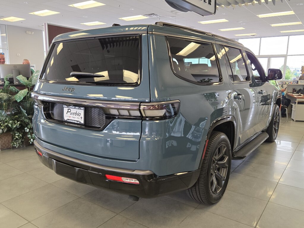 New 2026 Jeep Grand Wagoneer Limited AWD/4WD image 2