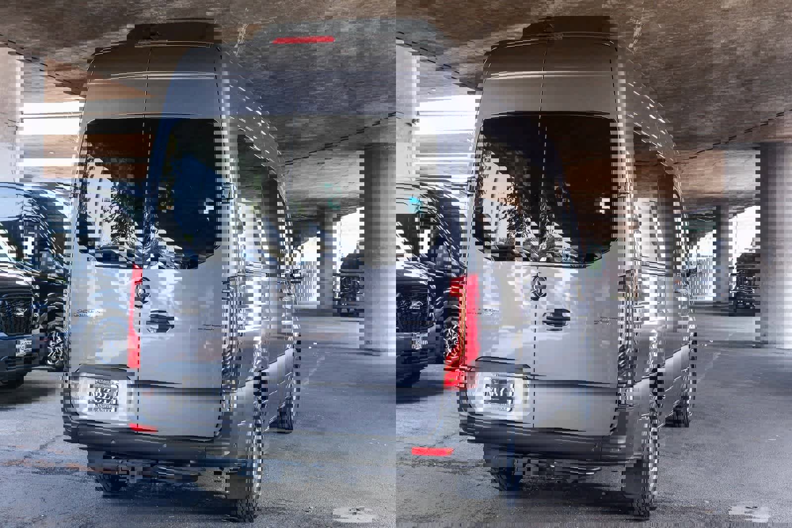 Used 2024 Mercedes-Benz Sprinter 2500 image 4