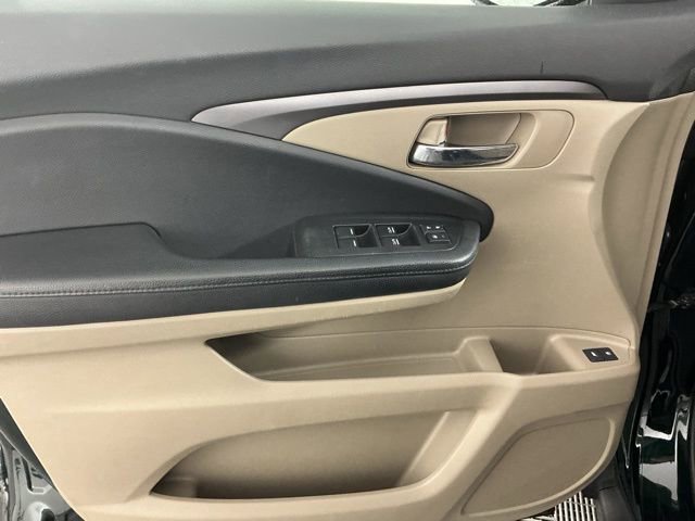 Used 2017 Honda Pilot EX-L image 7