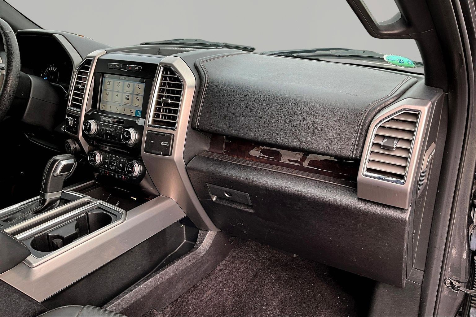 Used 2016 Ford F150 Platinum w/ Equipment Group 701A Luxury image 28