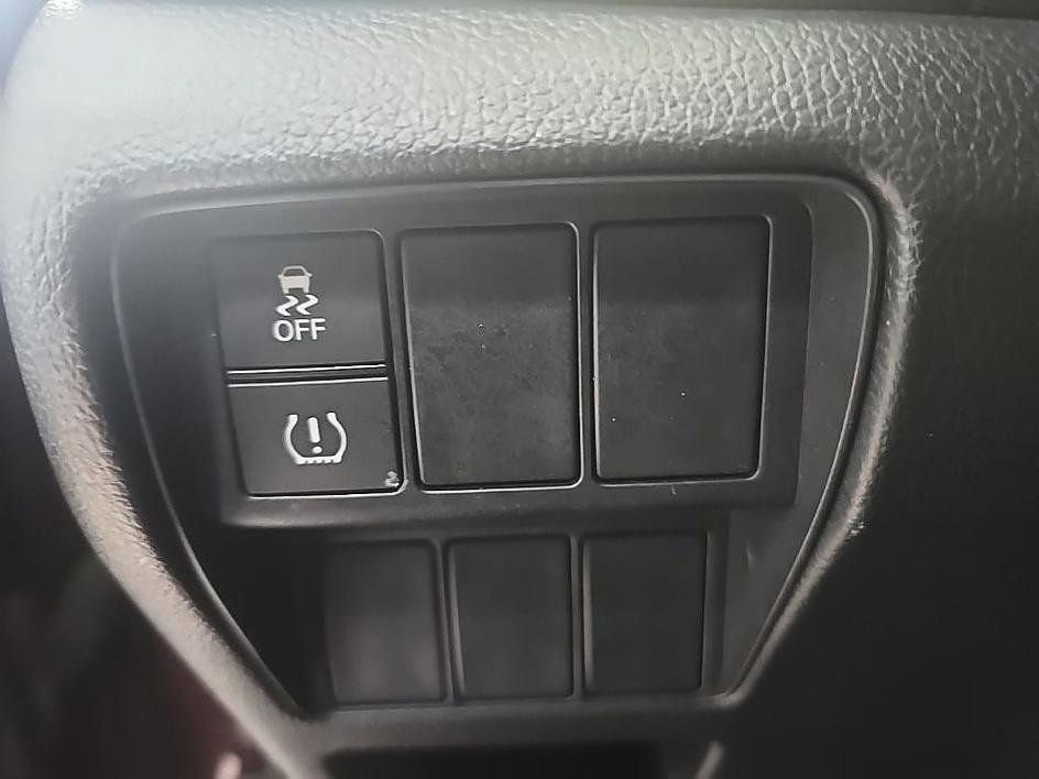 Used 2017 Honda CR-V LX image 15