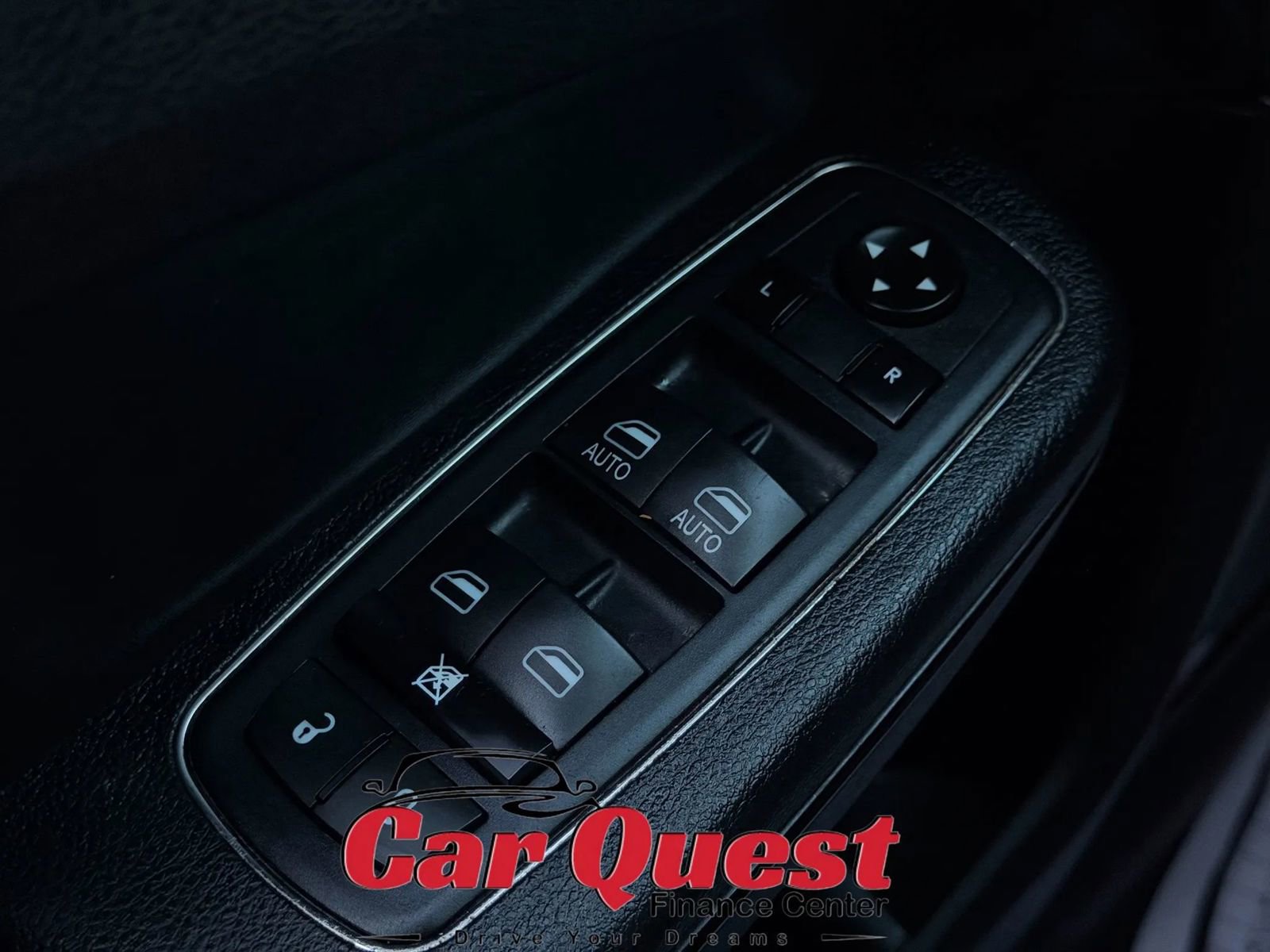 Used 2016 Chrysler 300 S w/ 300S Premium Group image 27