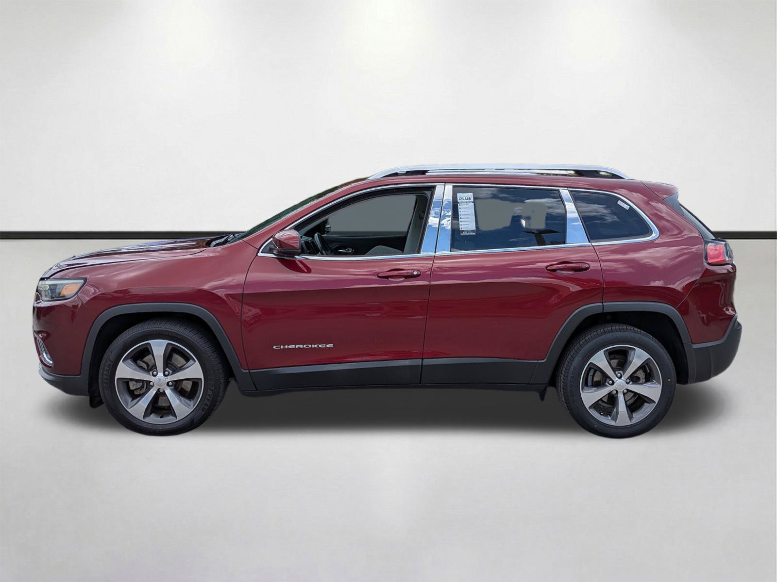 Used 2019 Jeep Cherokee Limited FWD image 7