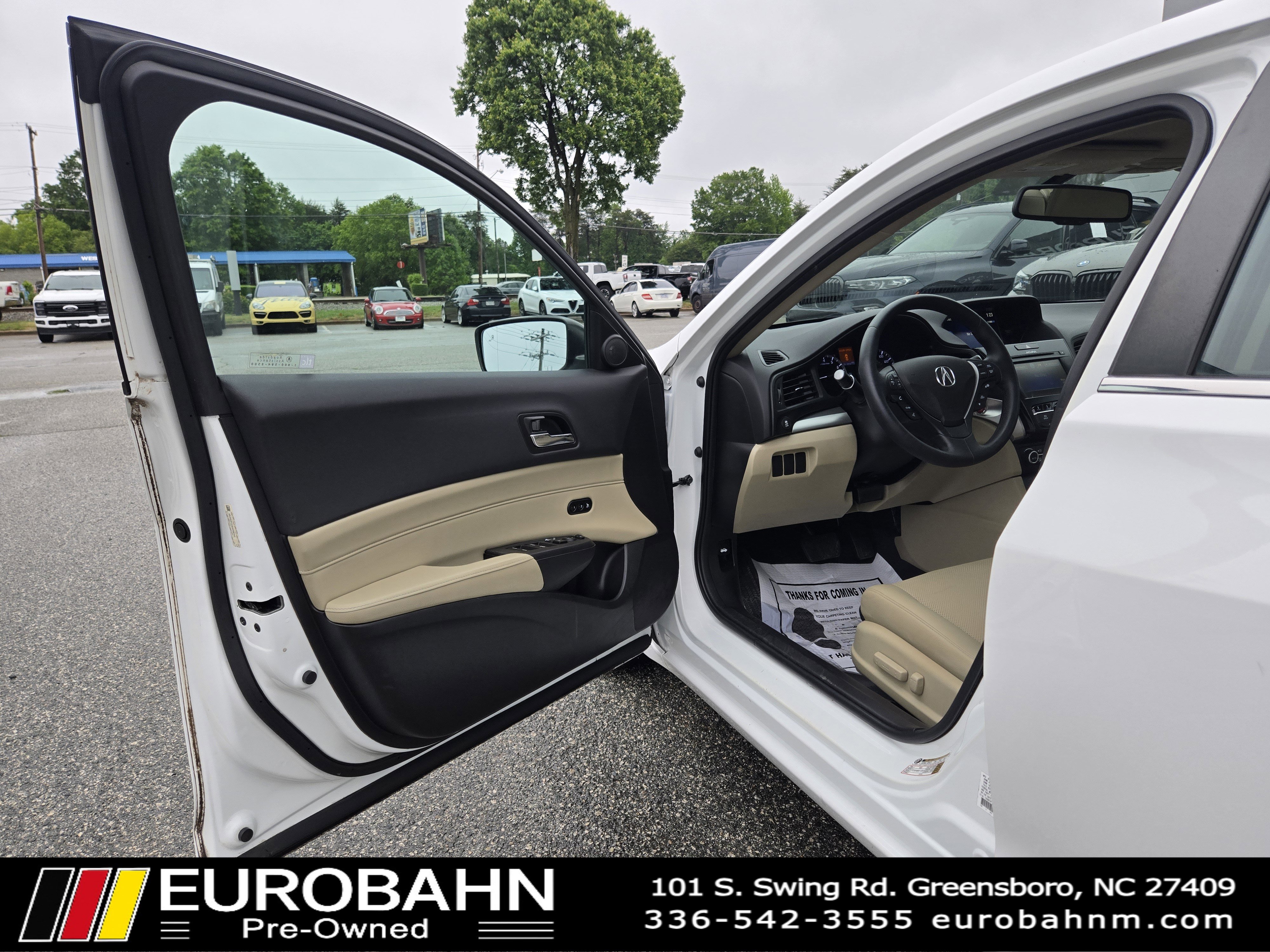 Used 2016 Acura ILX FWD image 9