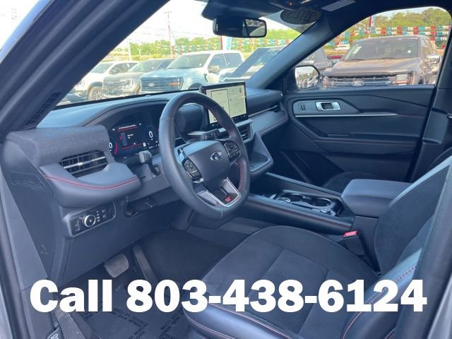 Used 2025 Ford Explorer ST AWD/4WD image 6
