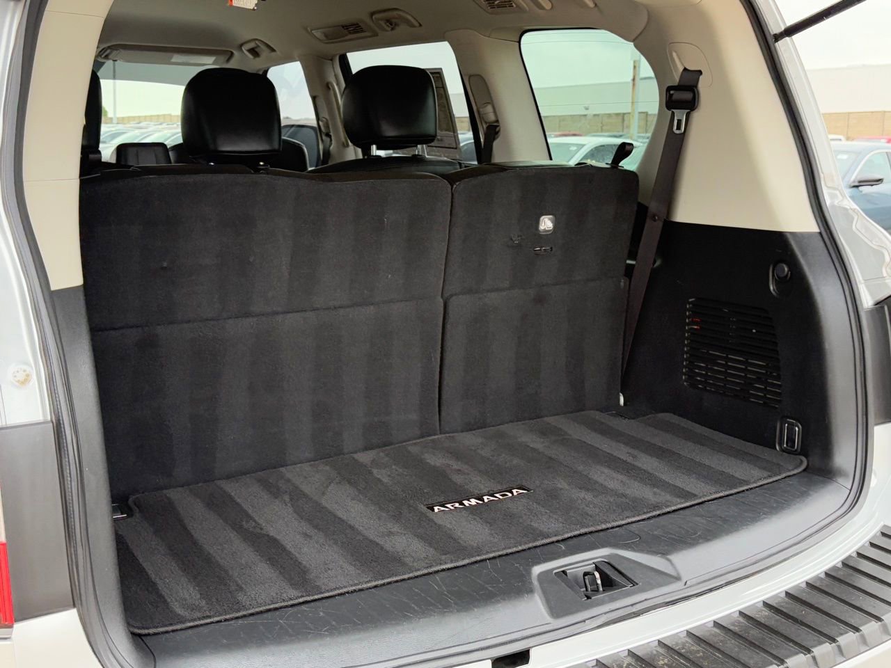 Certified 2022 Nissan Armada SV image 44