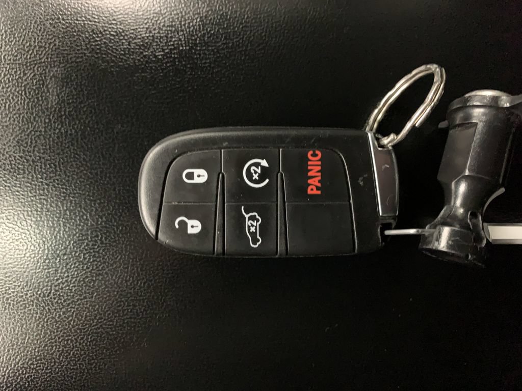 Used 2022 Dodge Durango GT AWD/4WD image 16