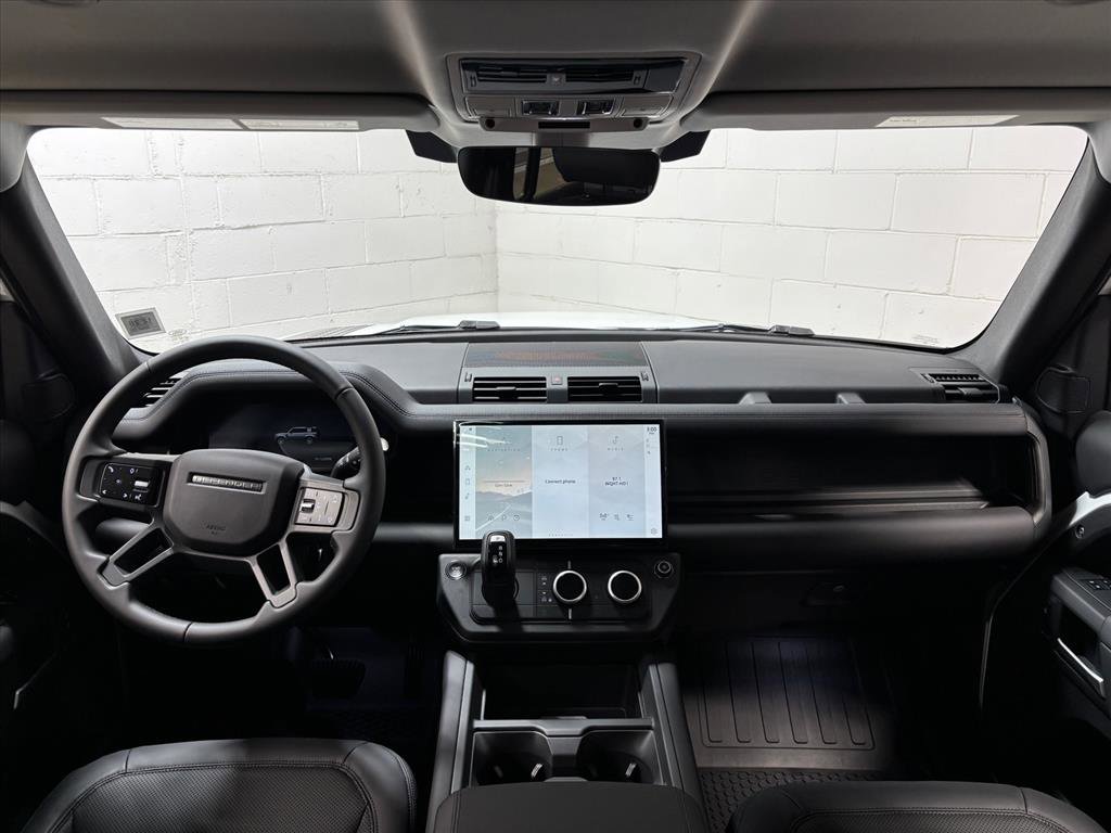 Used 2026 Land Rover Defender 110 S image 36