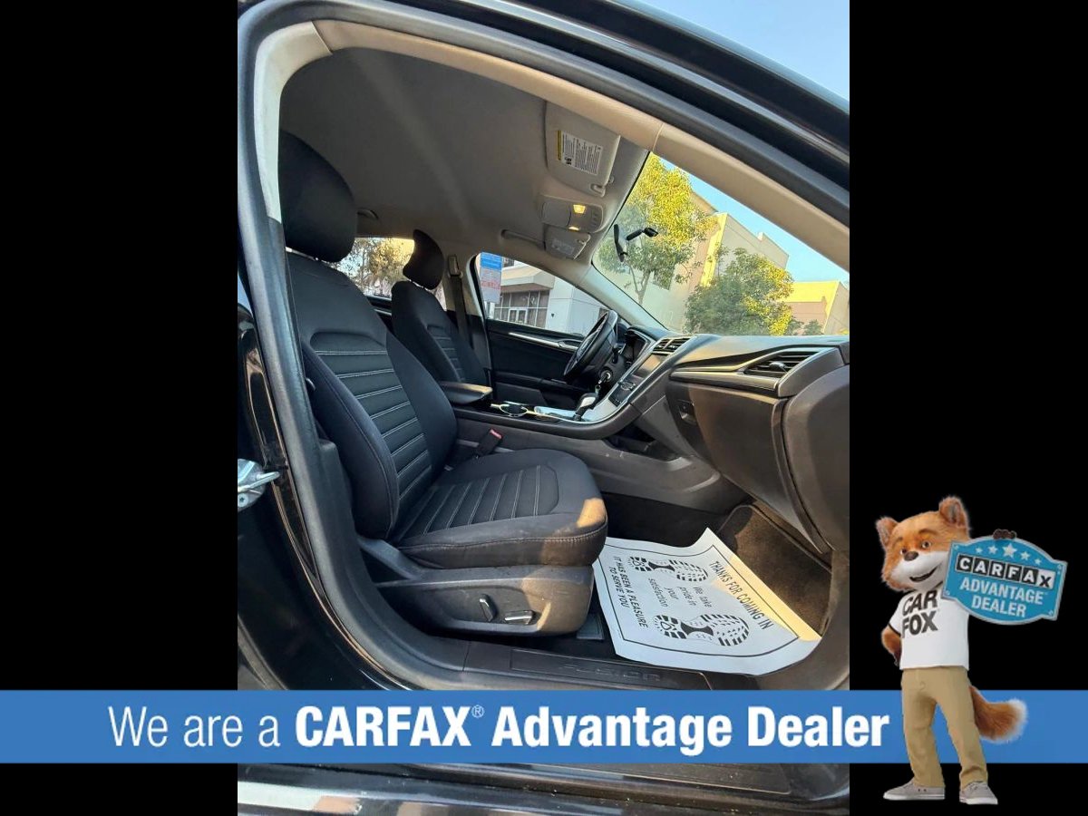 Used 2015 Ford Fusion SE FWD image 20