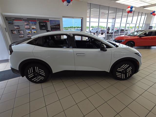New 2026 Nissan Leaf SV+ w/ Illuminated Package FWD image 6