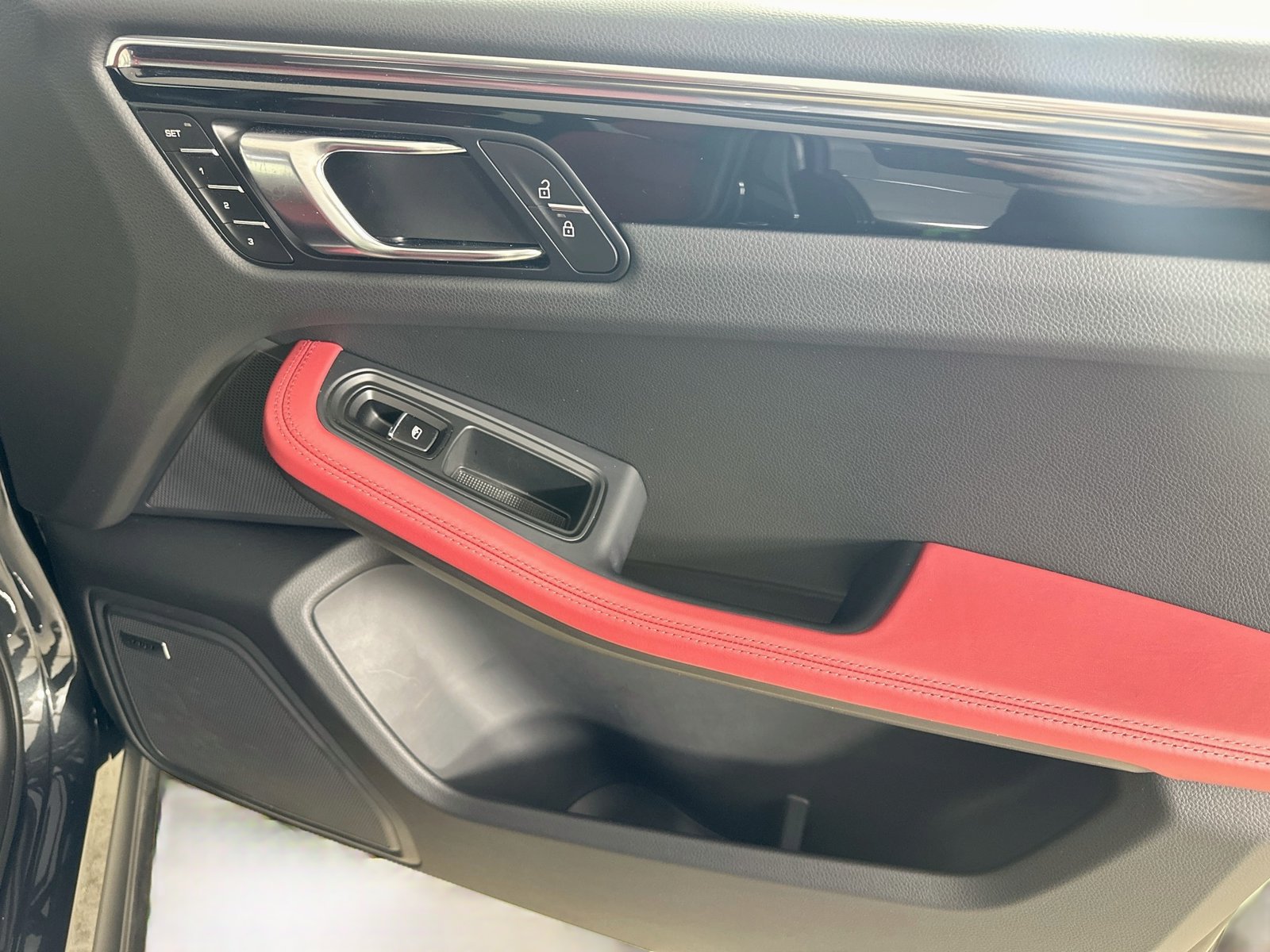 New 2026 Porsche Macan S AWD/4WD image 40