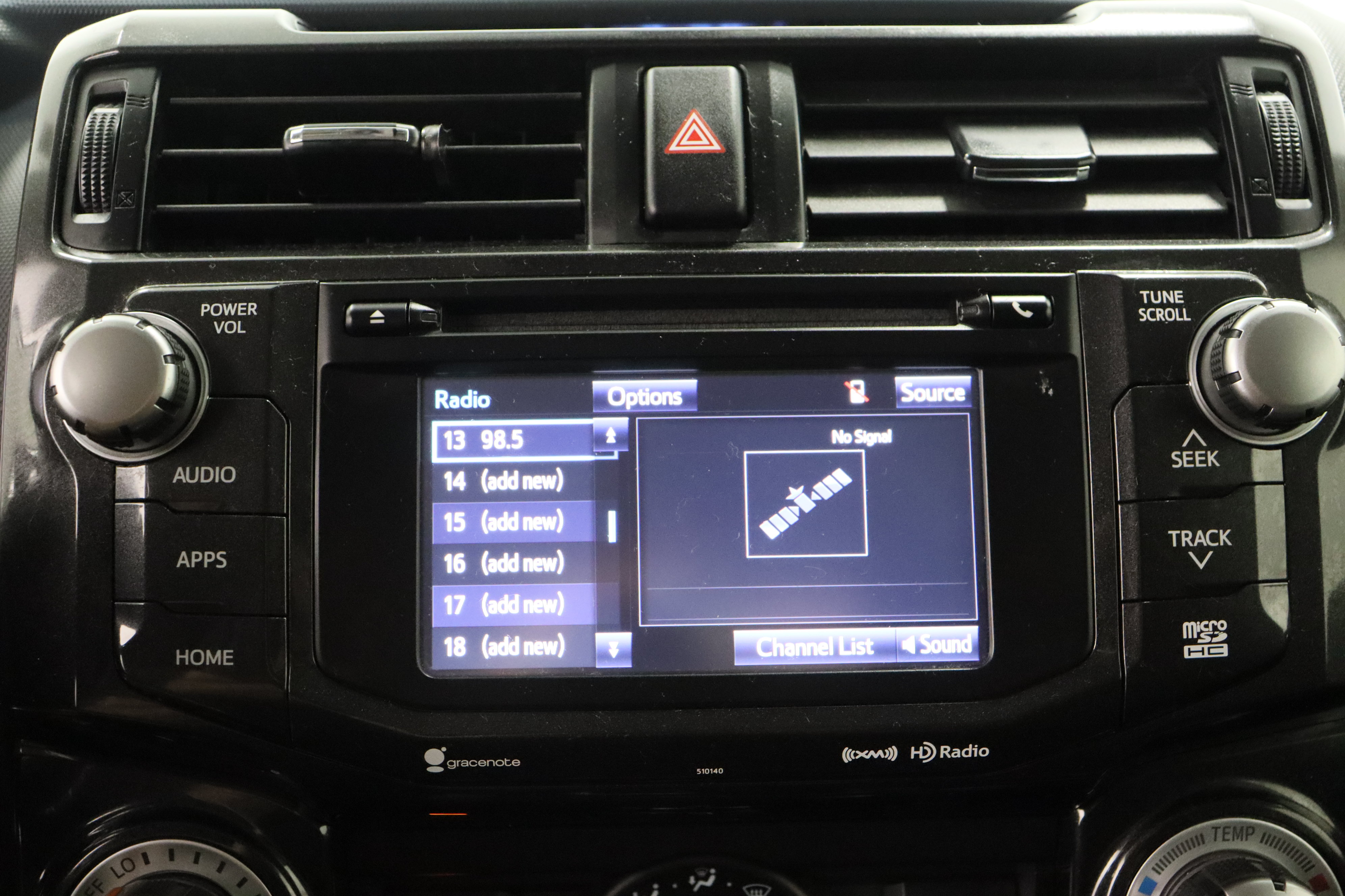 Used 2017 Toyota 4Runner TRD Off-Road Premium AWD/4WD image 18