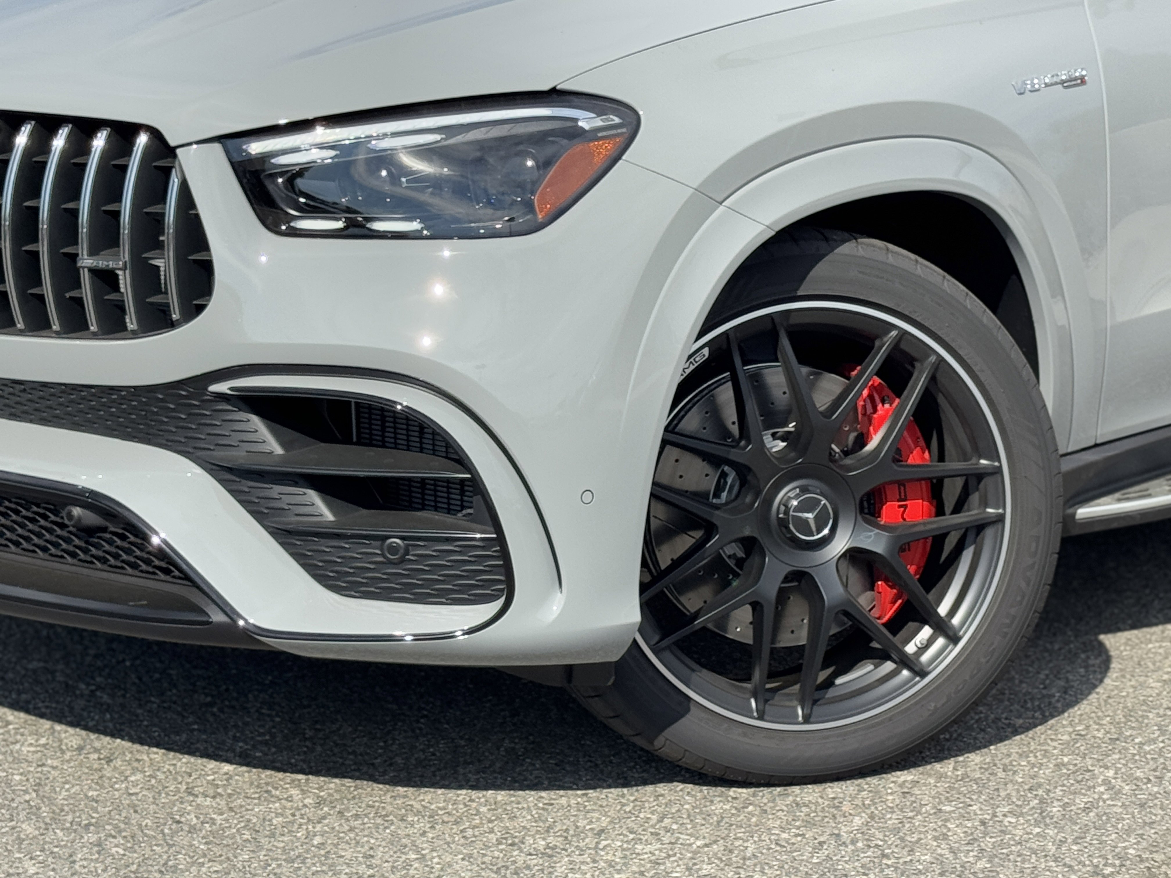 New 2026 Mercedes-Benz GLE 63 AMG S image 4