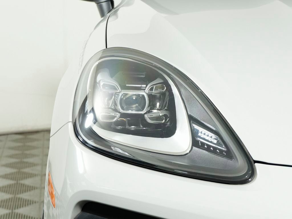 Certified 2022 Porsche Cayenne E-Hybrid image 11