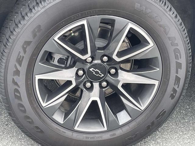 Used 2021 Chevrolet Tahoe Z71 w/ Luxury Package AWD/4WD image 7