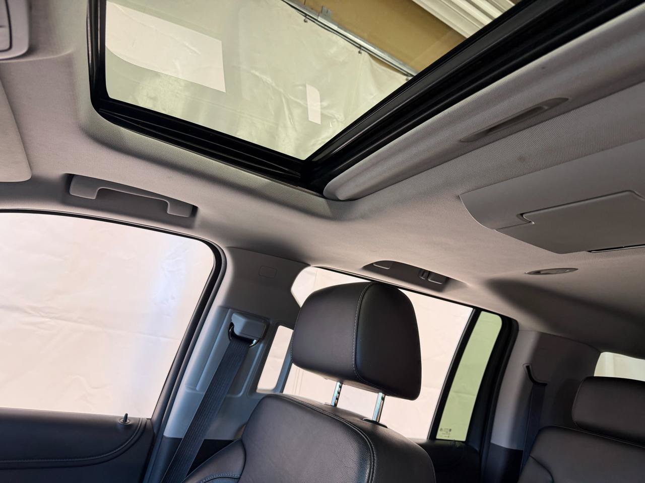 Used 2015 Chevrolet Suburban LT AWD/4WD image 29