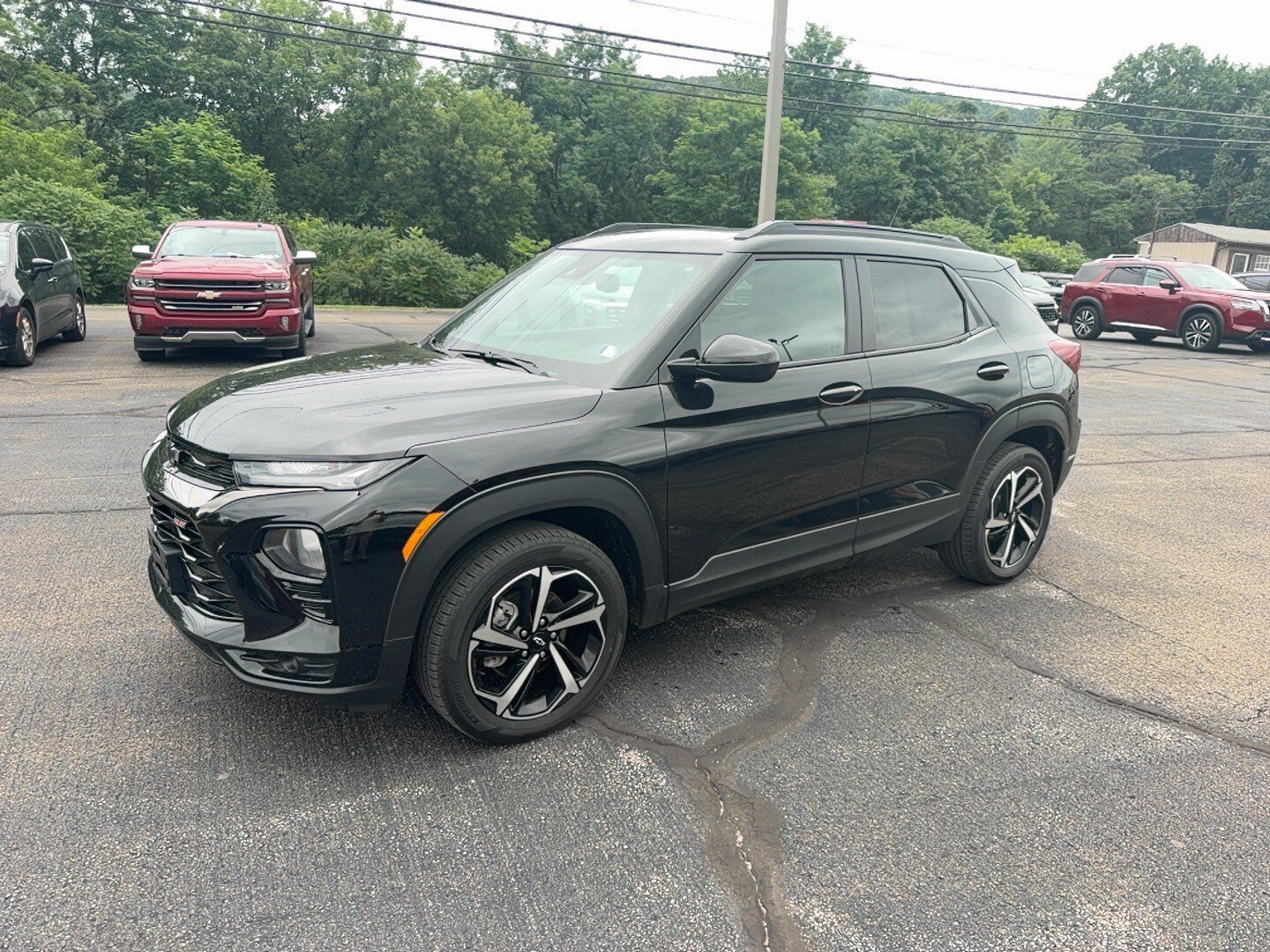 Used 2023 Chevrolet TrailBlazer RS w/ Sun and Liftgate Package AWD/4WD image 4