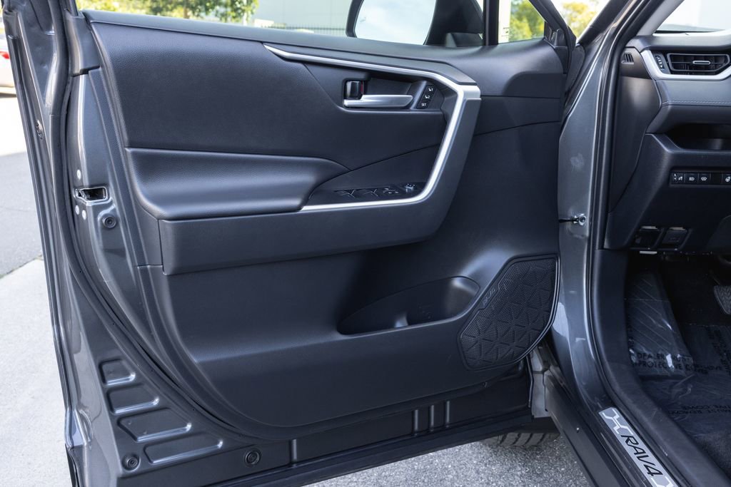 Certified 2023 Toyota RAV4 XLE Premium image 24