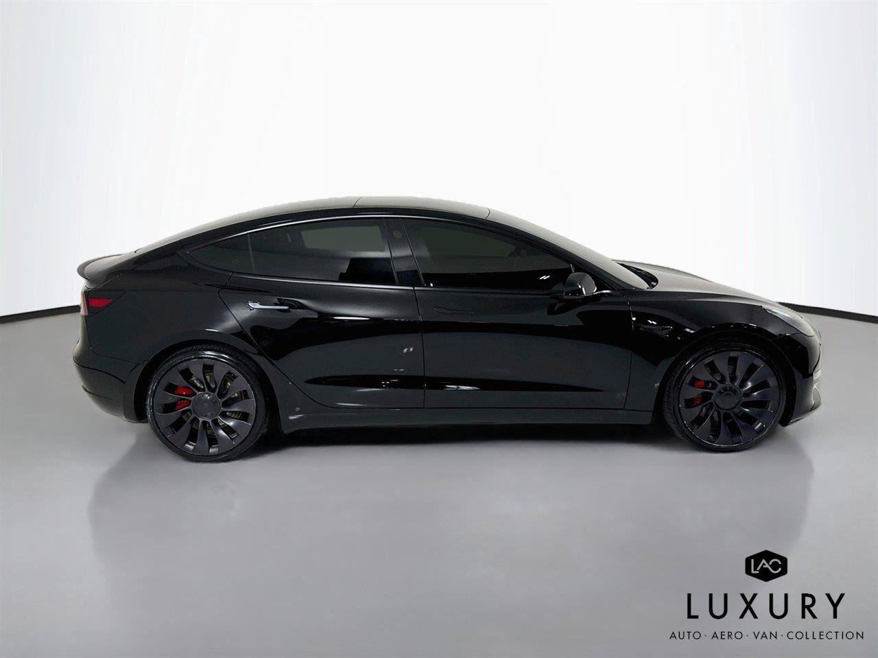 Used 2023 Tesla Model 3 Performance AWD/4WD image 3