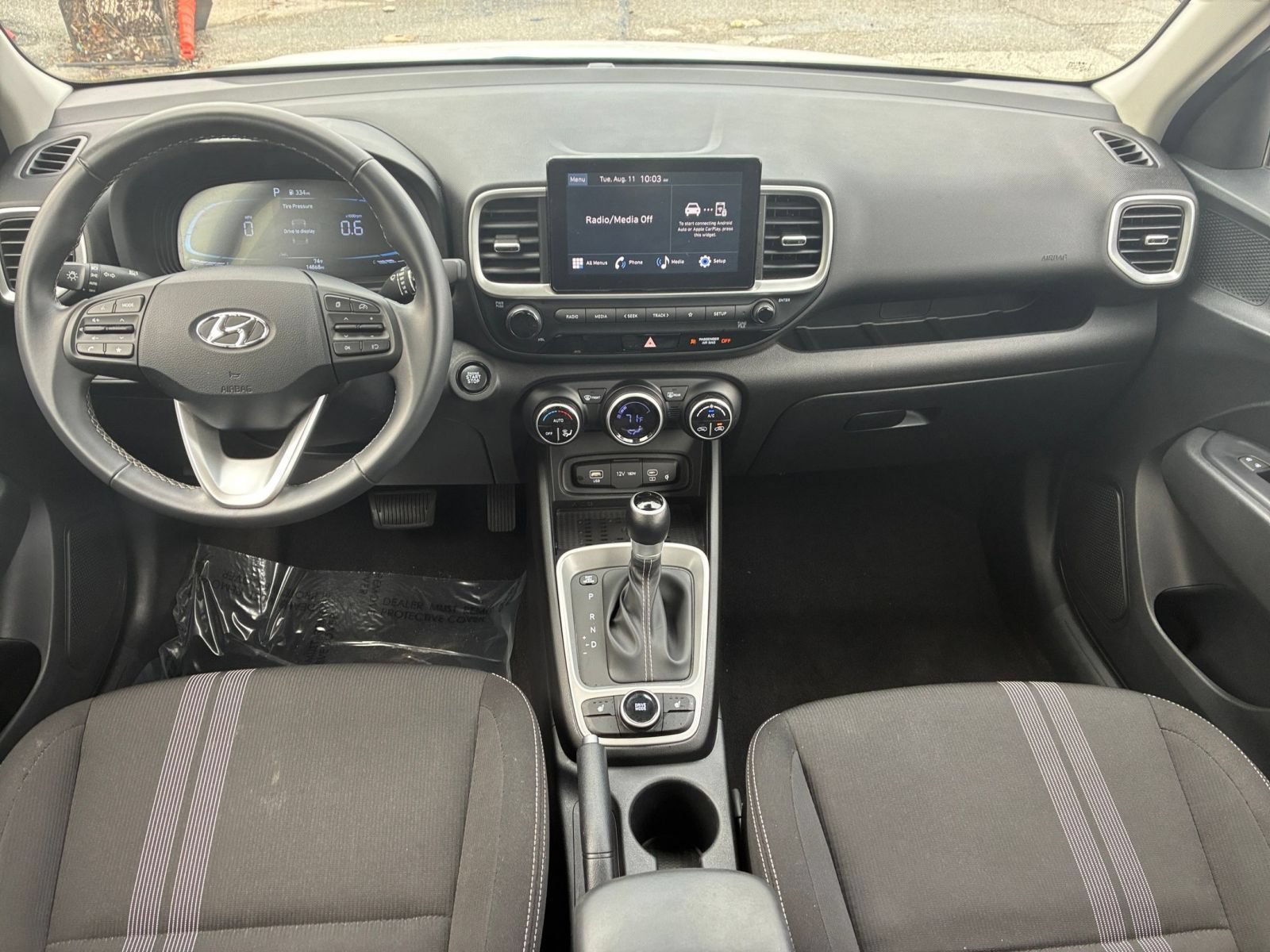 Used 2026 Hyundai Venue SEL FWD image 28