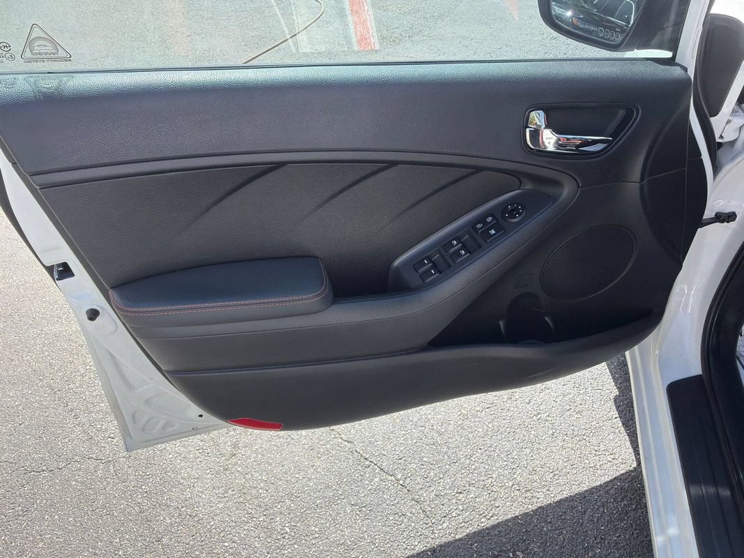 Used 2018 Kia Forte SX FWD image 12