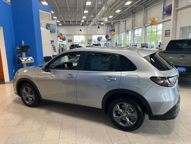 New 2027 Honda HR-V LX image 3