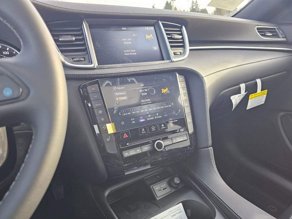 New 2025 INFINITI QX55 Luxe w/ Cargo Package image 28