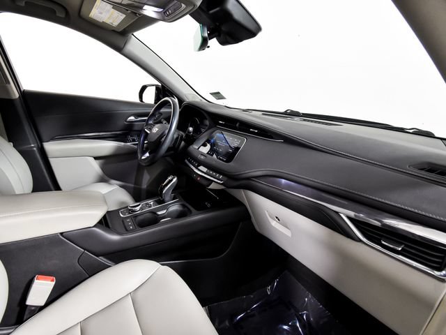 Used 2020 Cadillac XT4 Luxury FWD image 33