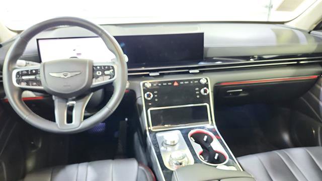 Used 2025 Genesis GV80 2.5T Standard AWD/4WD image 24