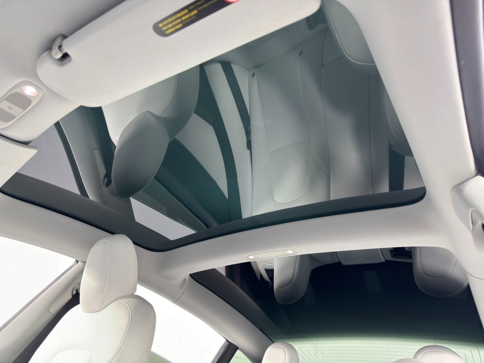 Used 2020 Tesla Model 3 Standard Range Plus image 11