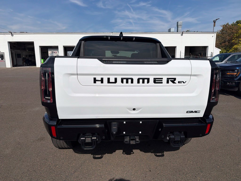 Used 2025 GMC Hummer EV 2X w/ LPO, Dark Essentials Package AWD/4WD image 5