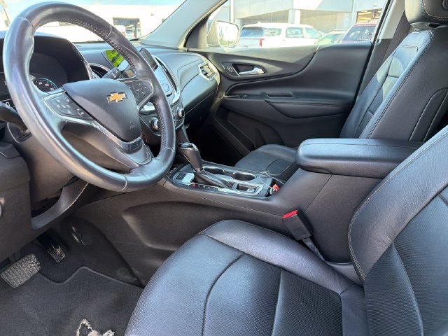 Used 2018 Chevrolet Equinox Premier FWD image 18