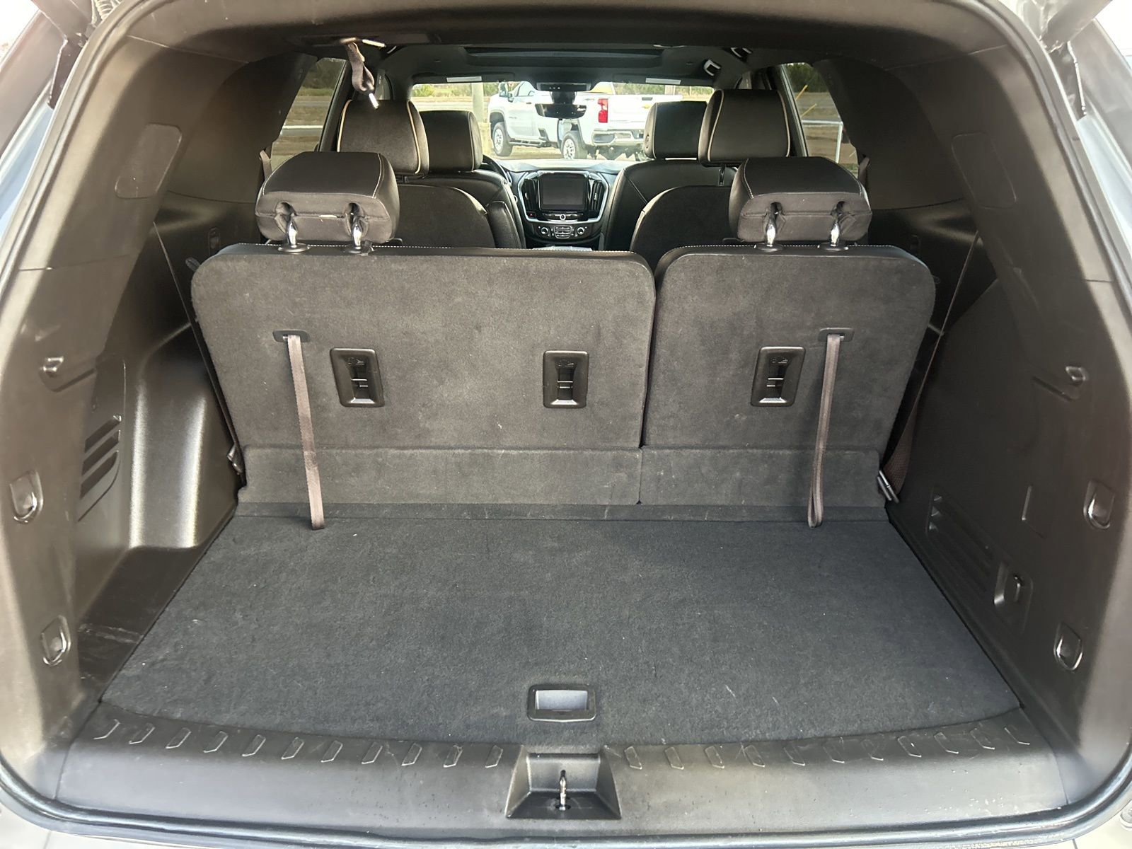 Used 2023 Chevrolet Traverse Premier w/ LPO, Cargo Package image 14