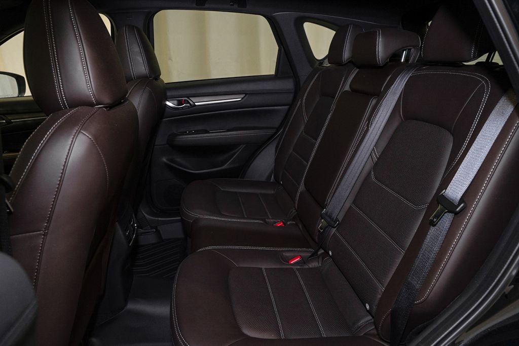 Used 2025 MAZDA CX-5 Signature image 8