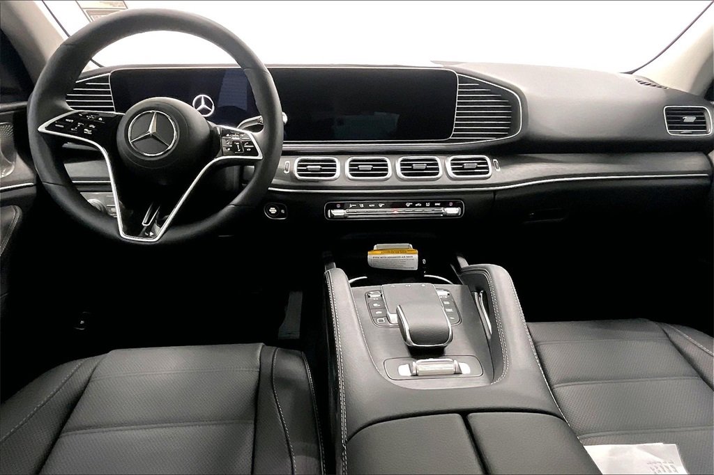 Used 2025 Mercedes-Benz GLE 580 4MATIC image 5