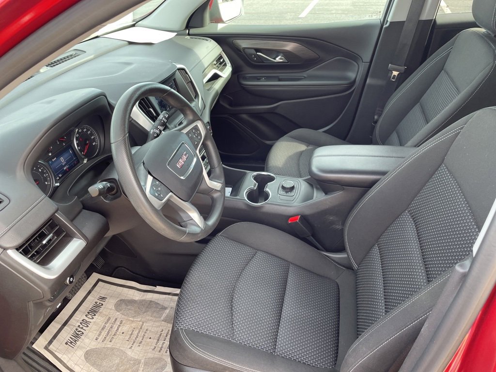Used 2024 GMC Terrain SLE image 6