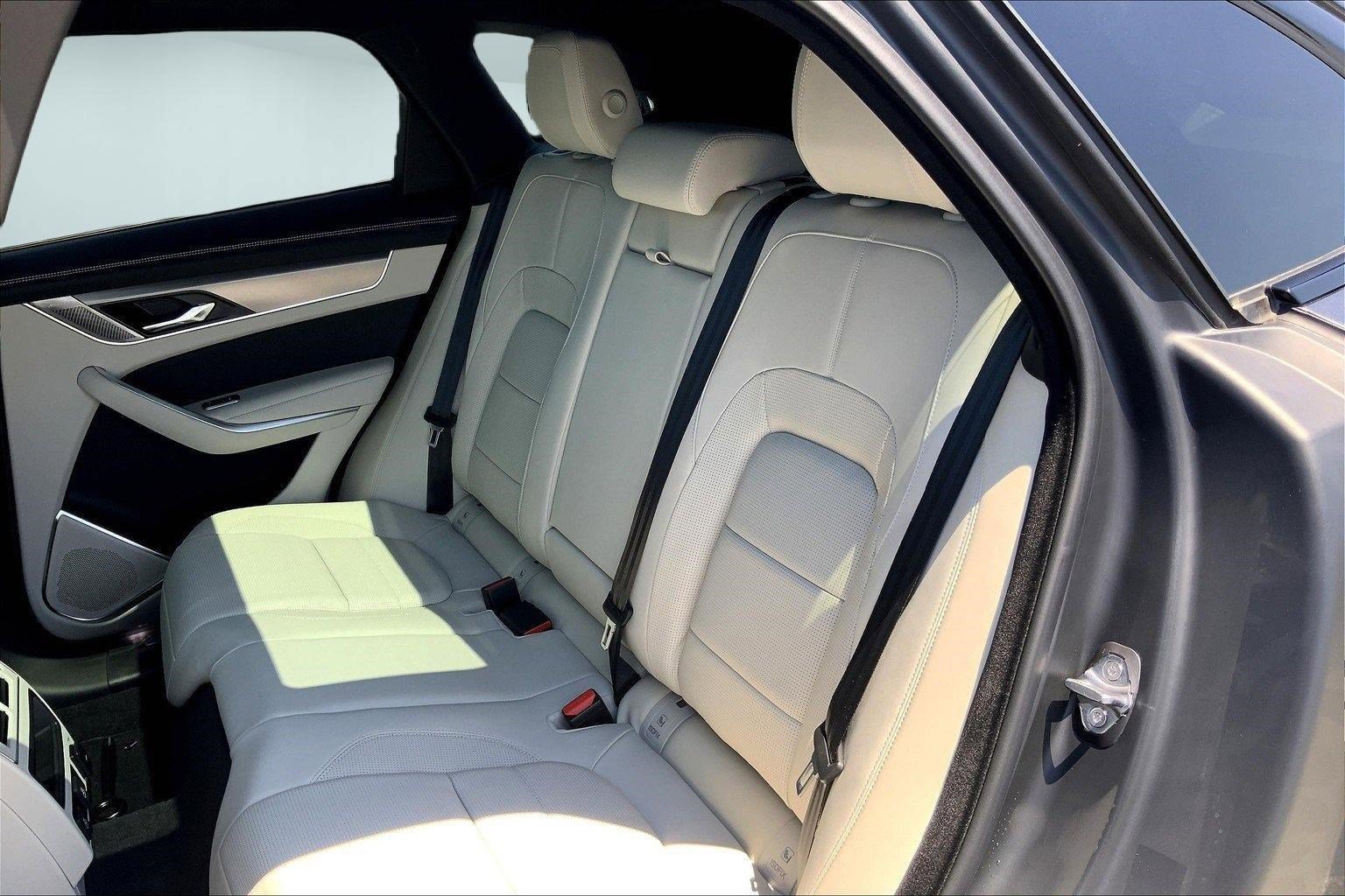 New 2026 Jaguar F-PACE R-Dynamic S AWD/4WD image 11