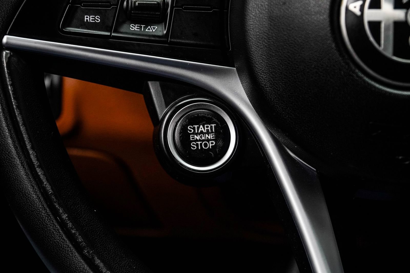 Used 2019 Alfa Romeo Giulia image 26