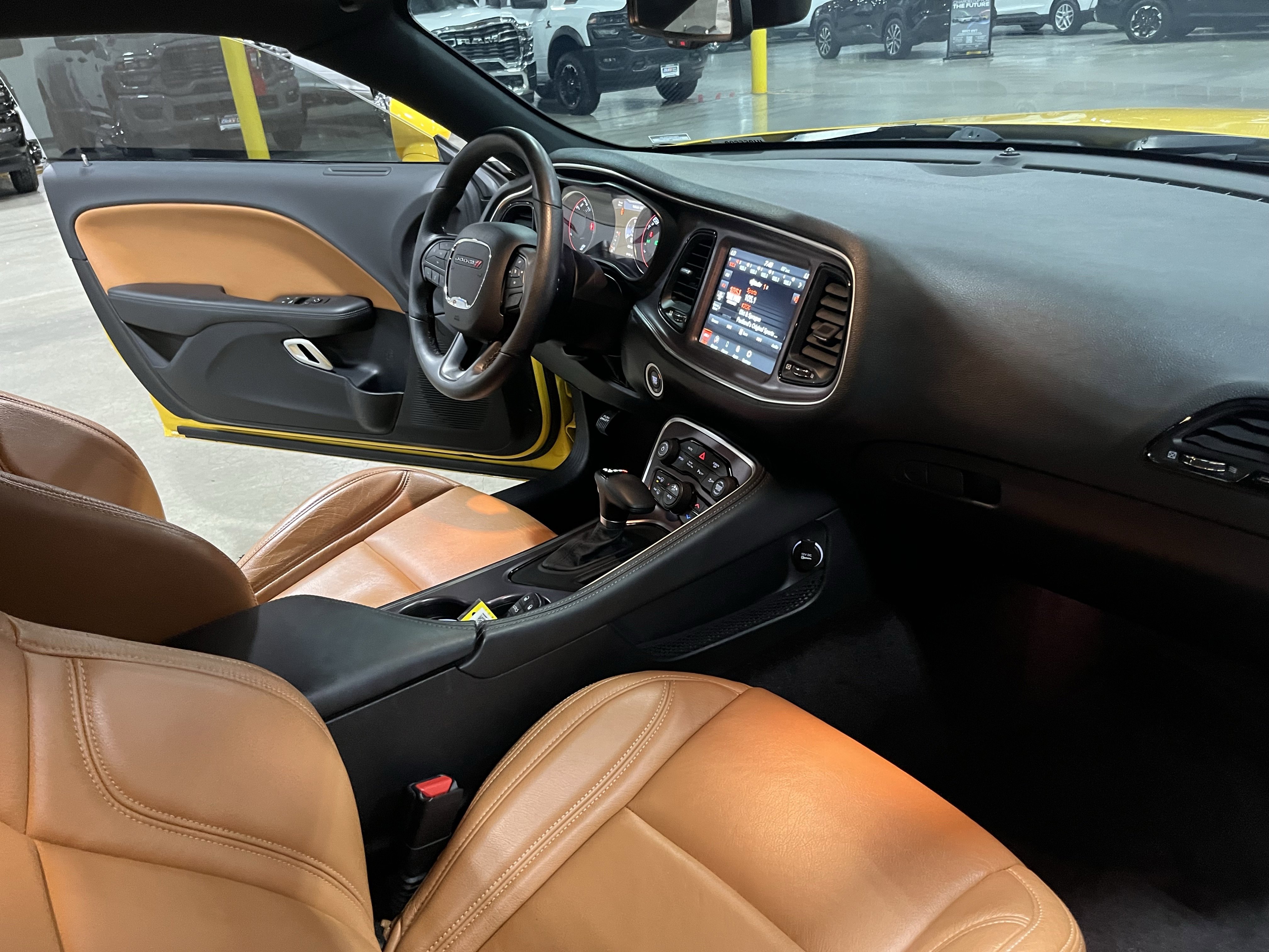 Used 2018 Dodge Challenger R/T Scat Pack RWD image 12