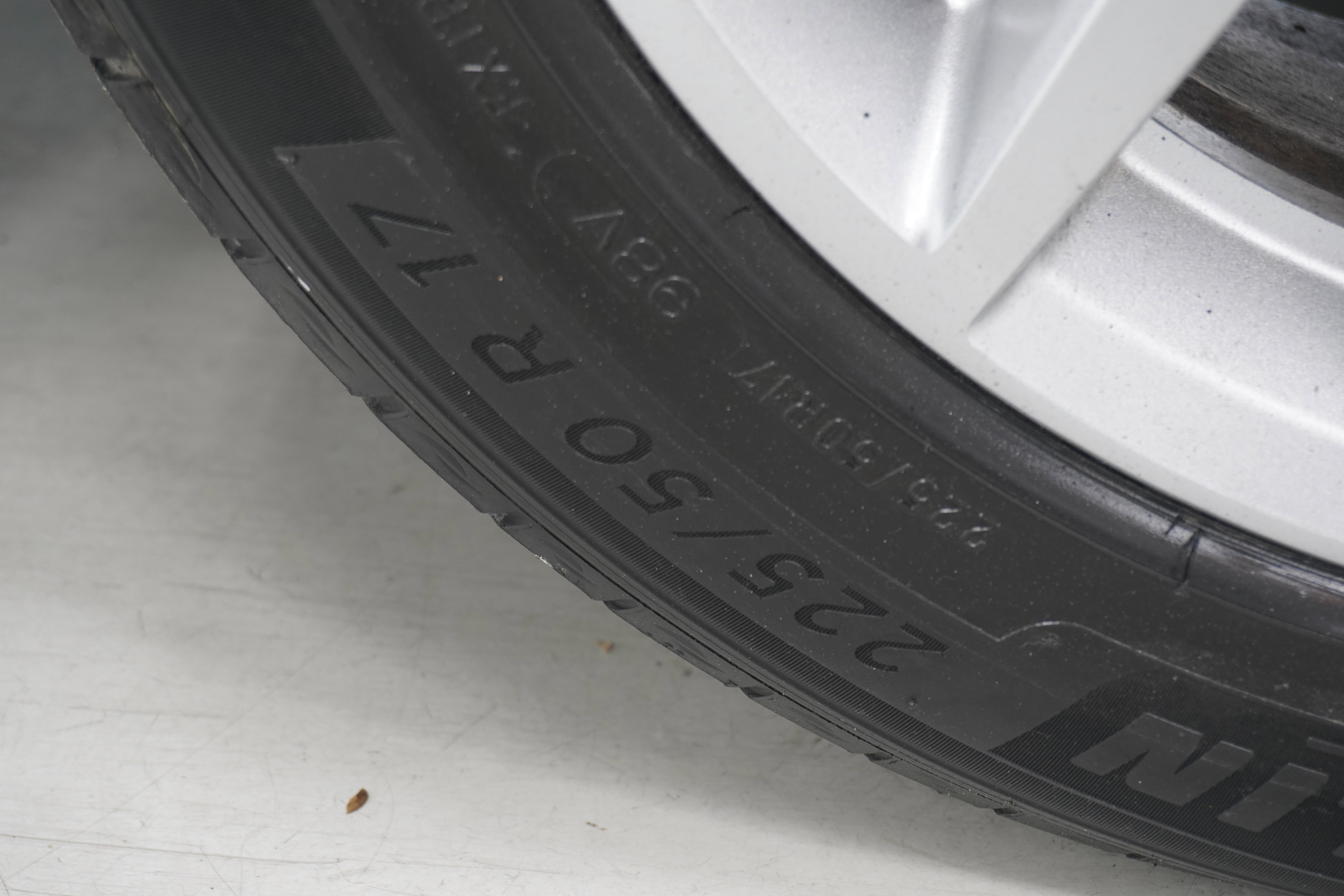 Used 2012 Ford Fusion SEL FWD image 29
