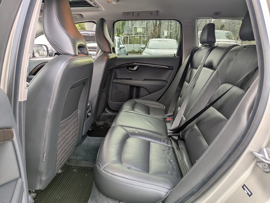 Used 2016 Volvo XC70 T5 Premier w/ Proximity Package image 27