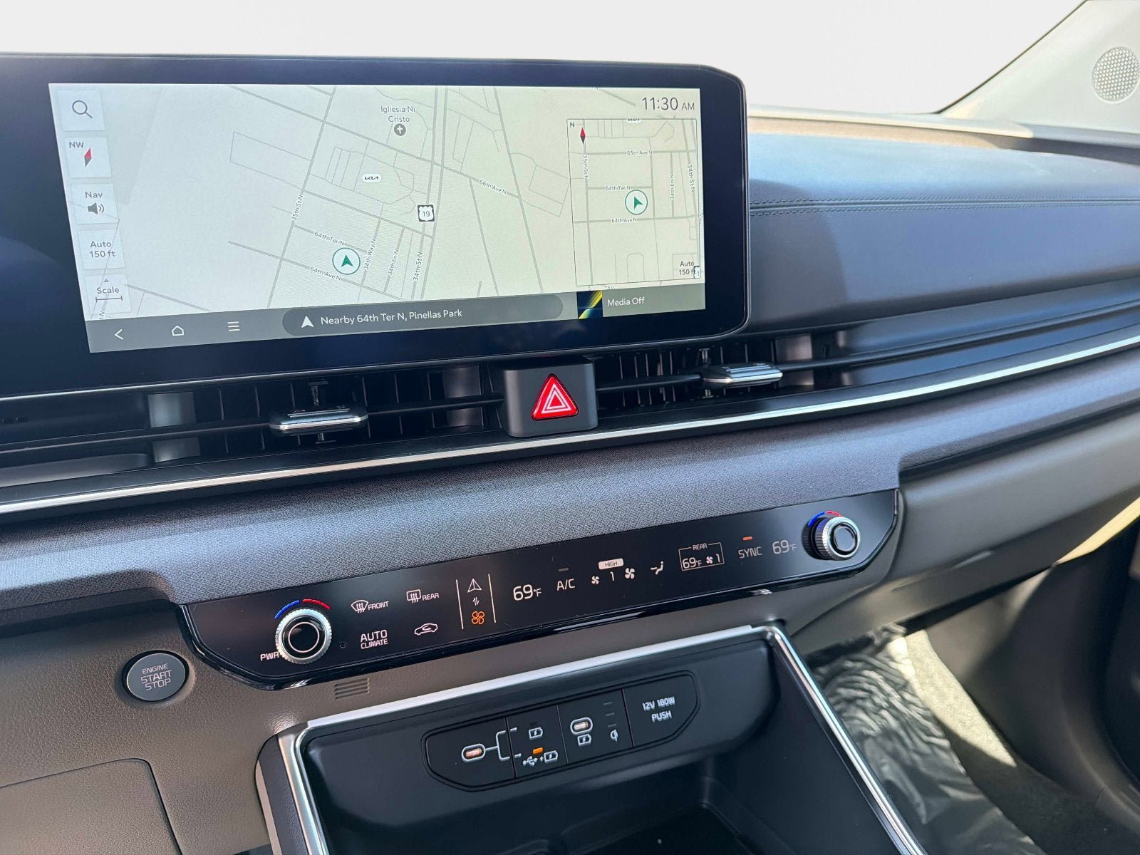 New 2026 Kia Carnival EX FWD image 20