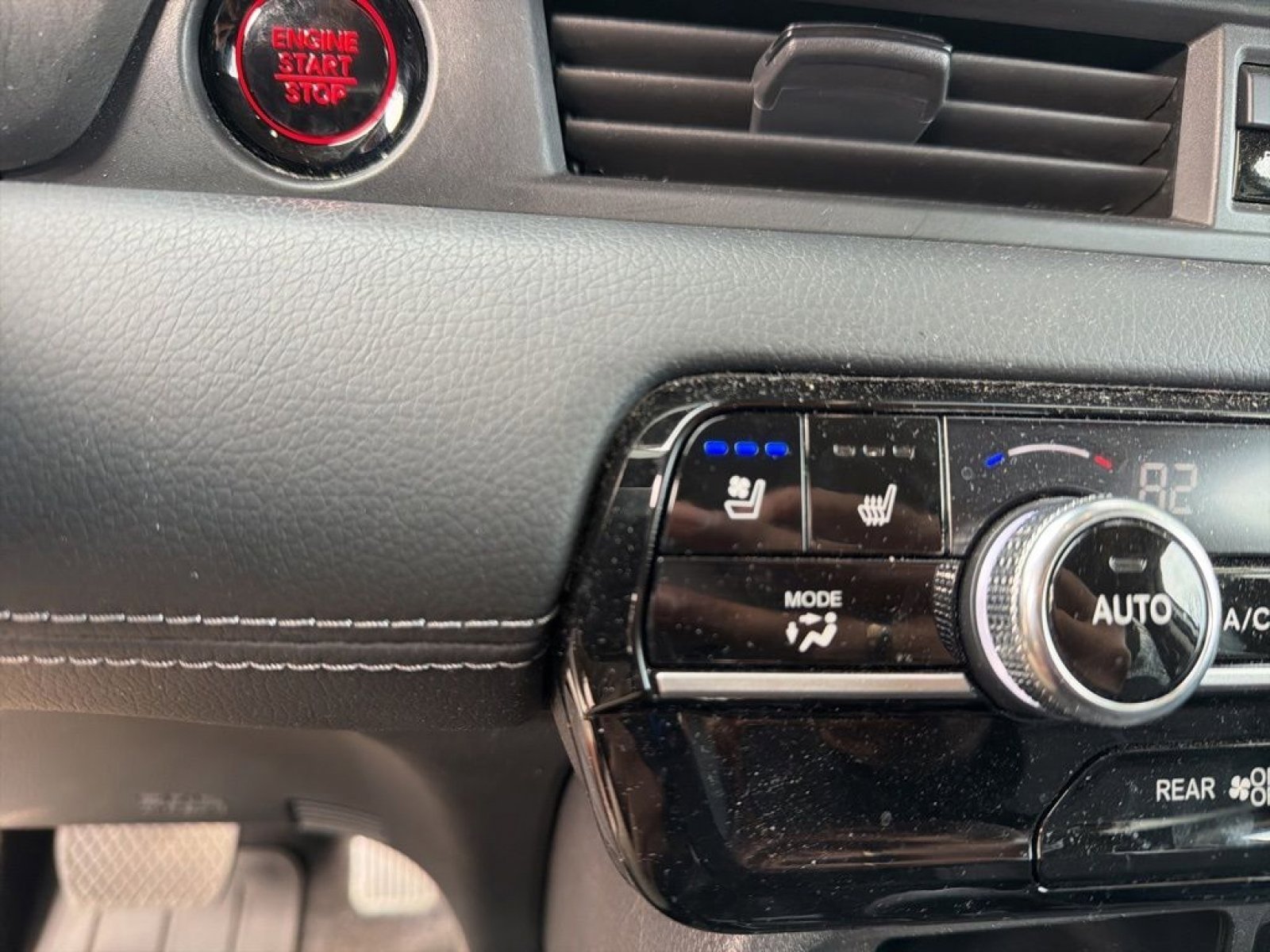 Used 2024 Honda Pilot Elite image 28