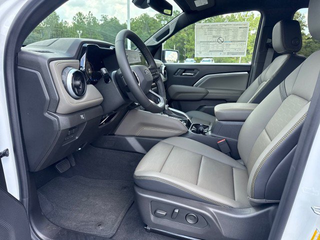New 2026 Chevrolet Colorado ZR2 w/ Technology Package AWD/4WD image 16