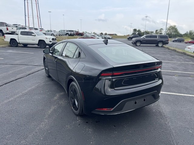 New 2026 Toyota Prius LE image 5